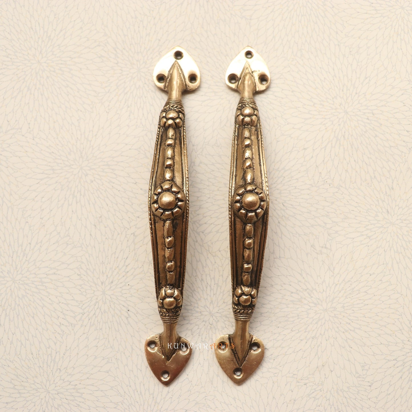 Brass Decorative Door Handles for Elegant Décor