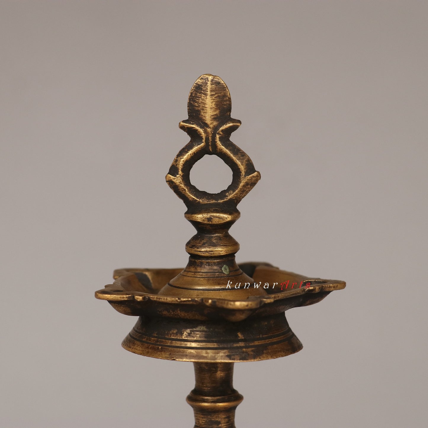 Brass Traditional Vintage Oil Lamp 27cm