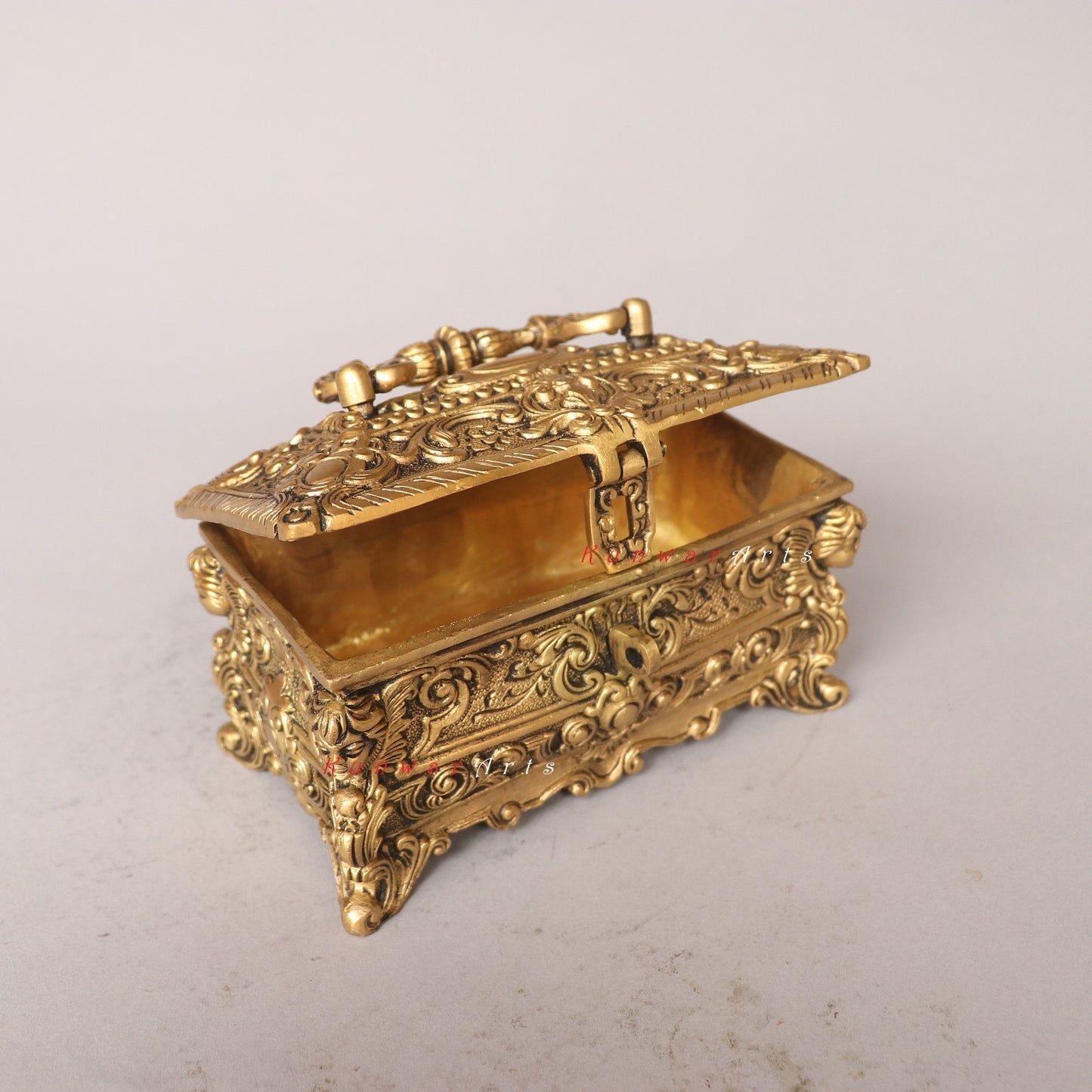 Elevating Your Décor with a Brass Carving Jewelry Box