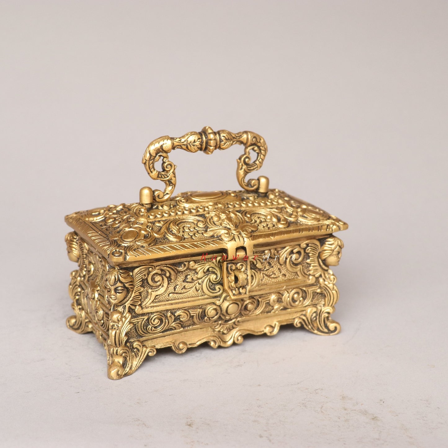 Elevating Your Décor with a Brass Carving Jewelry Box