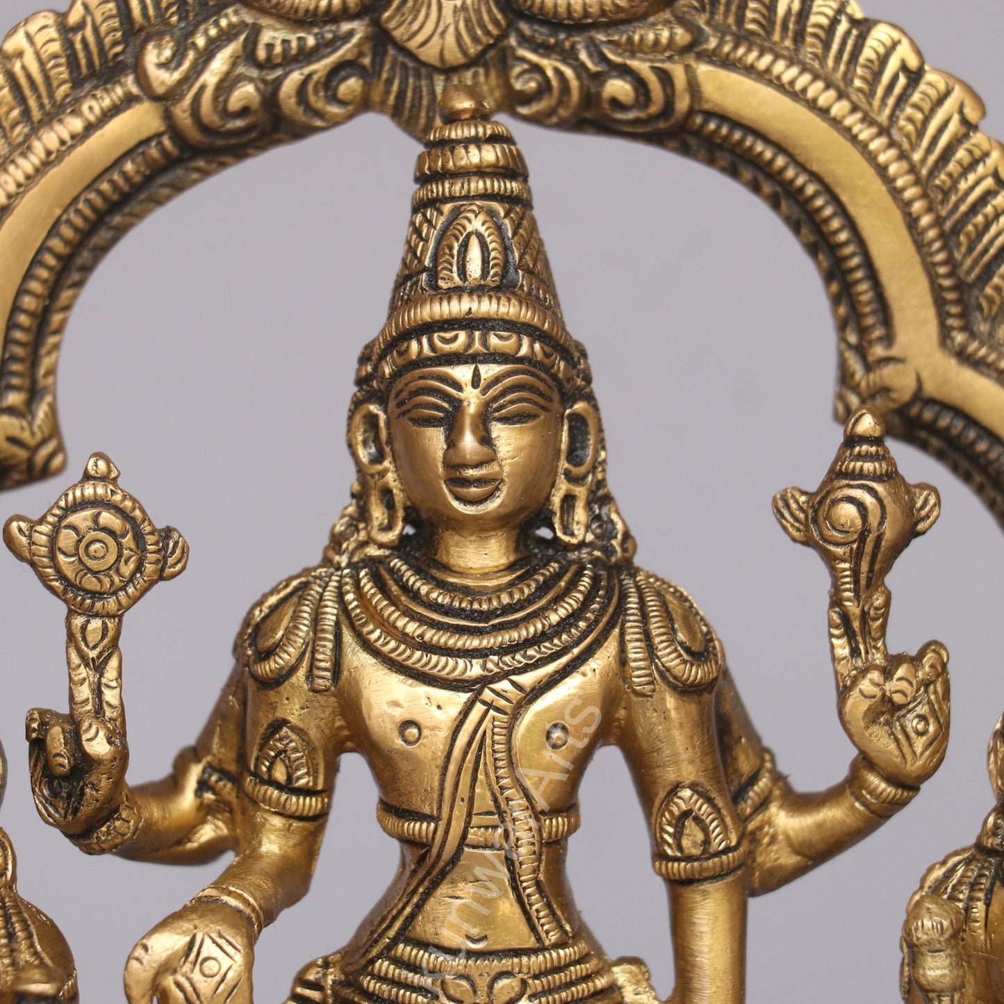 Brass Lord Vishnu Lakshmi Idol with Prabhavali