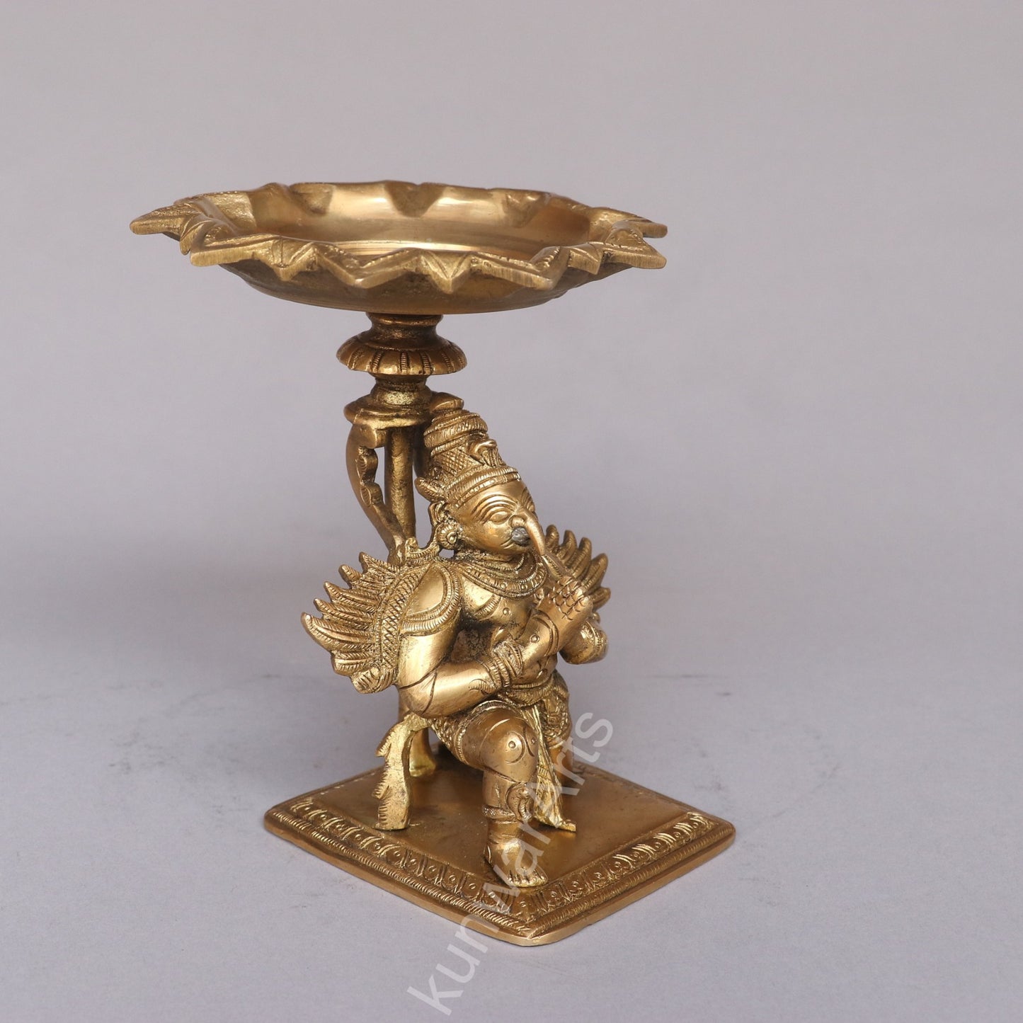 Brass Garuda Idol Décor