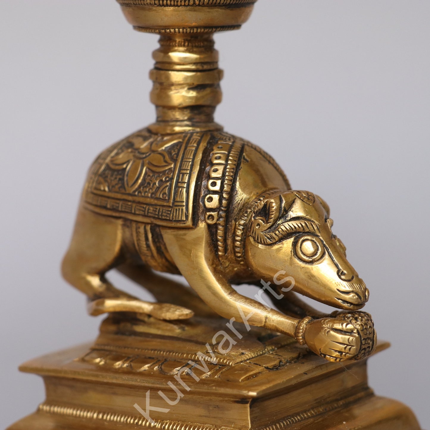 Brass Décor Mouse Lamp