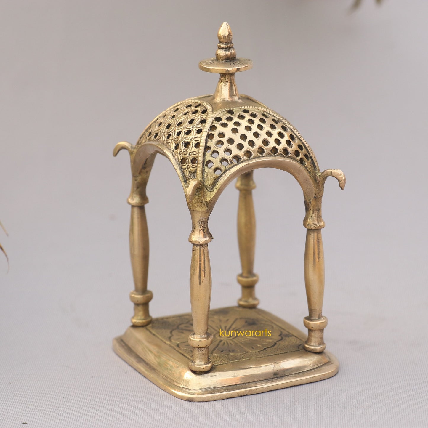 Brass Small Decorate Puja Temple Prabhavali
