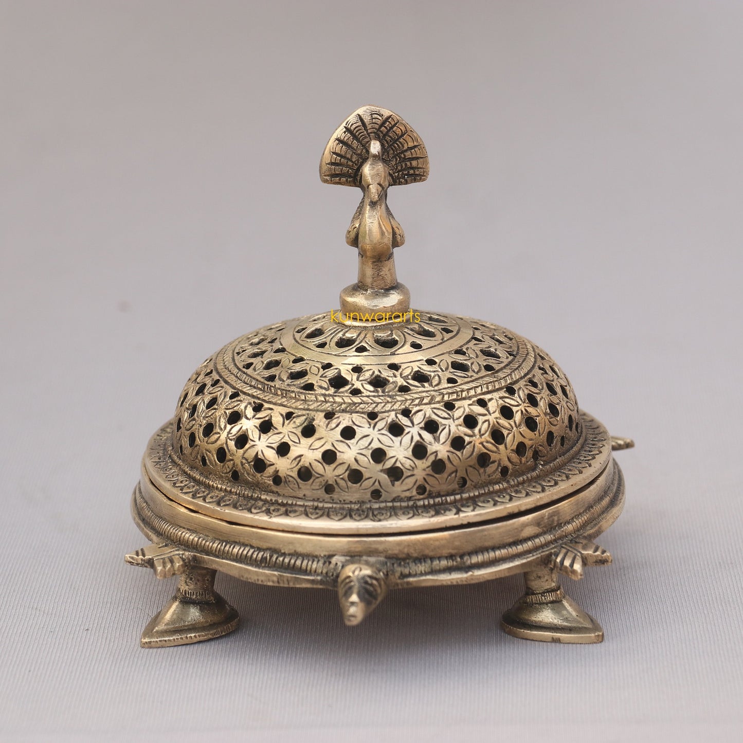 Brass Décor Incense Burner Figurine - kunwararts