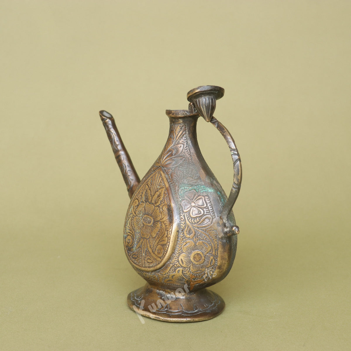 Exquisite Vintage Brass Kettle