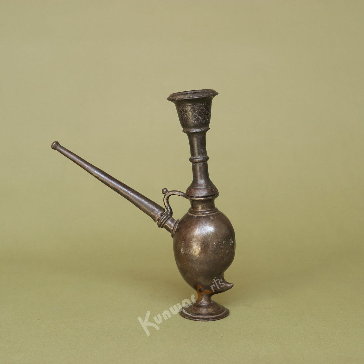 Brass Traditional Hookah – Antique Elegance