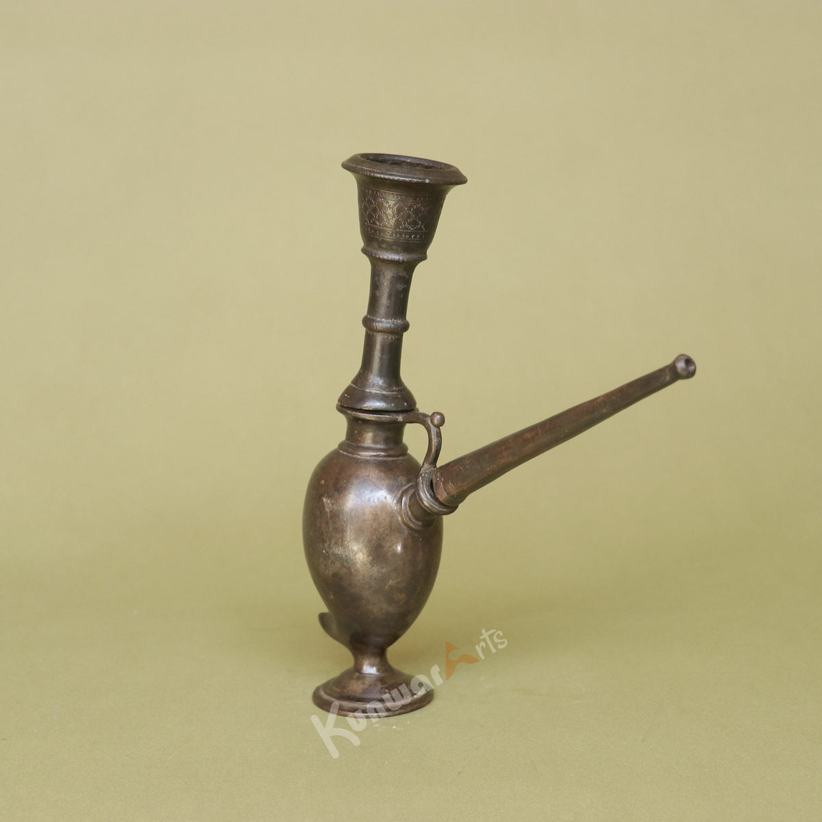 Brass Traditional Hookah – Antique Elegance