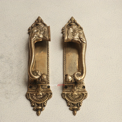 Timeless Charm of Brass Décor Door Handles
