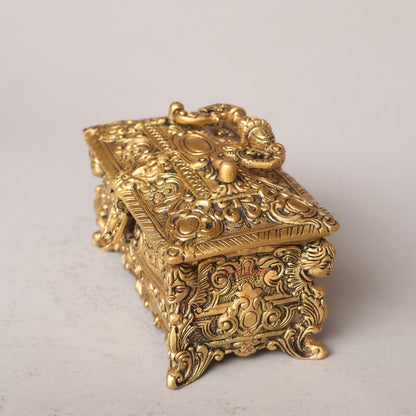 Elevating Your Décor with a Brass Carving Jewelry Box