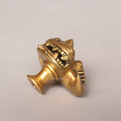 Brass Yali Drowse Door Knobs