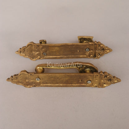 Timeless Charm of Brass Décor Door Handles