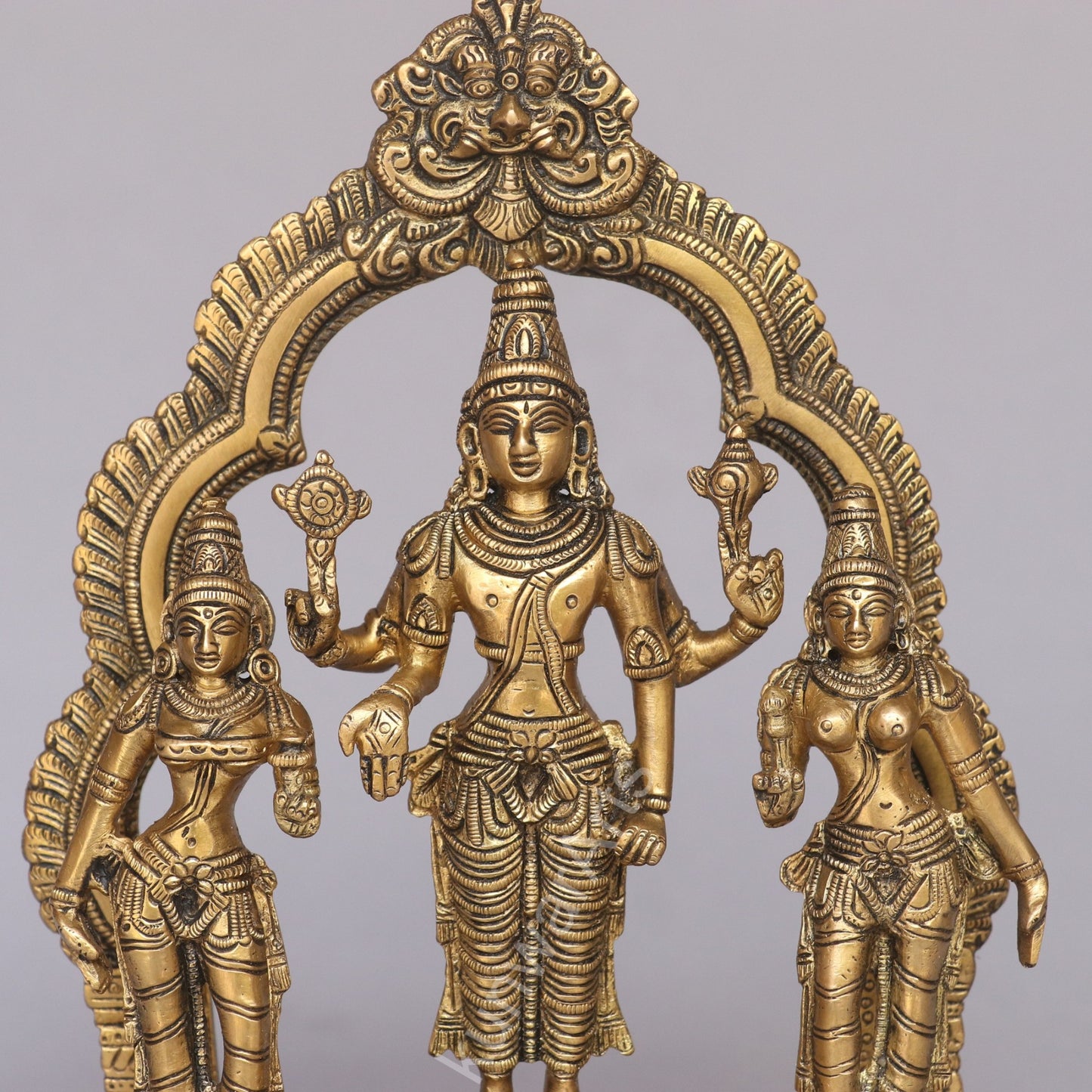 Brass Lord Vishnu Lakshmi Idol with Prabhavali