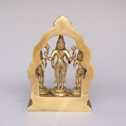 Brass Lord Vishnu Lakshmi Idol with Prabhavali