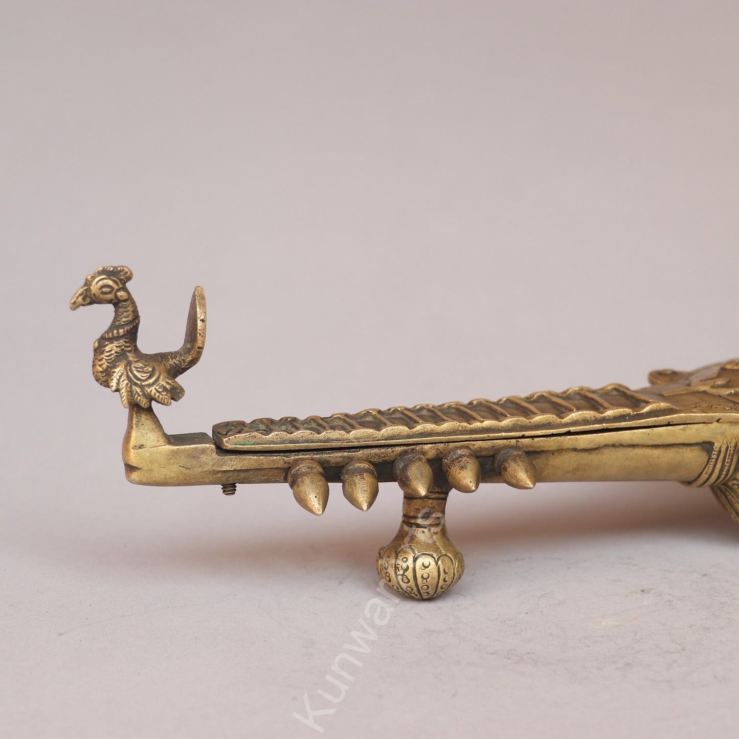 Handcrafted Brass Sitar – Traditional Indian Musical Instrument Décor