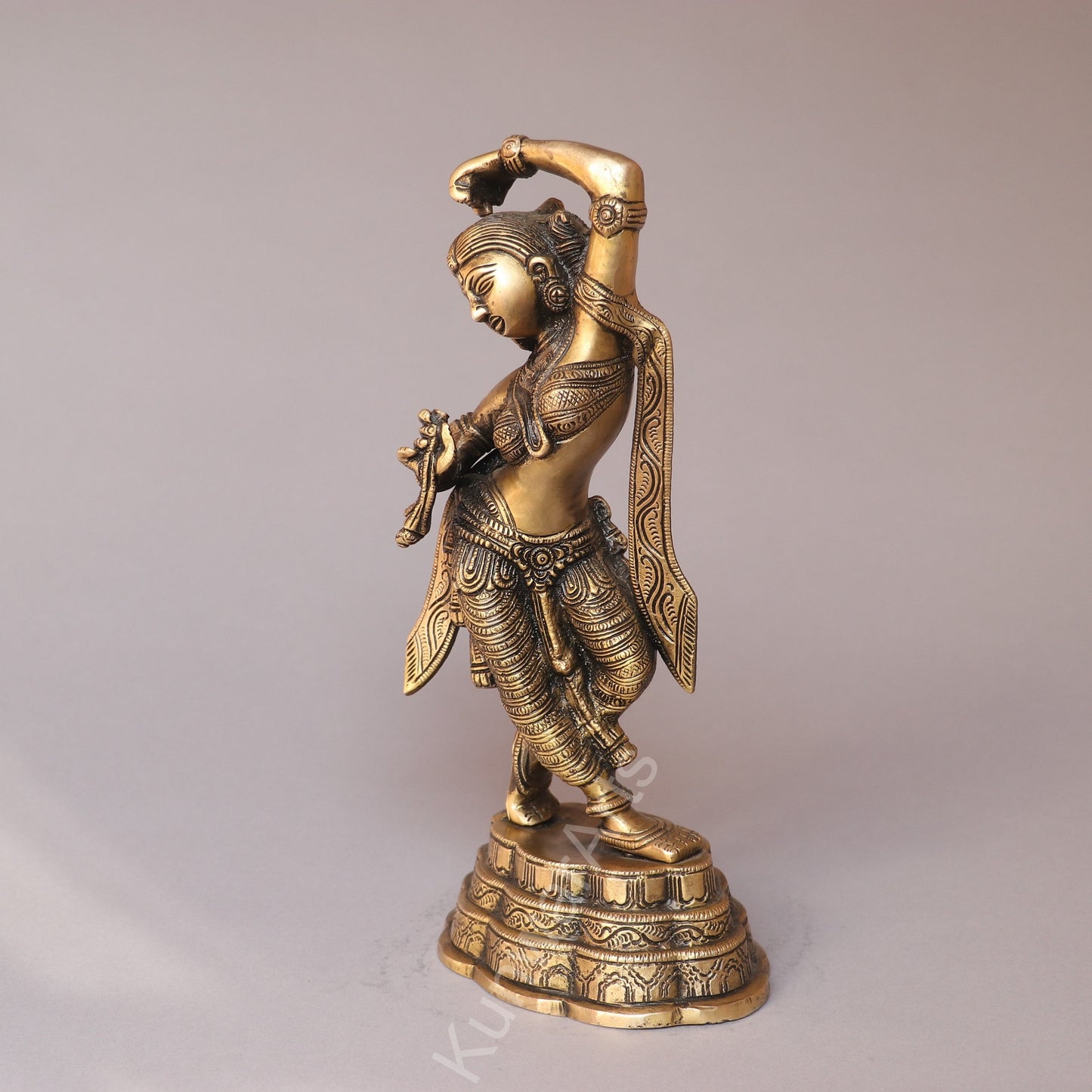 Brass Classical Dancing Lady Statue – Traditional Indian Art Décor
