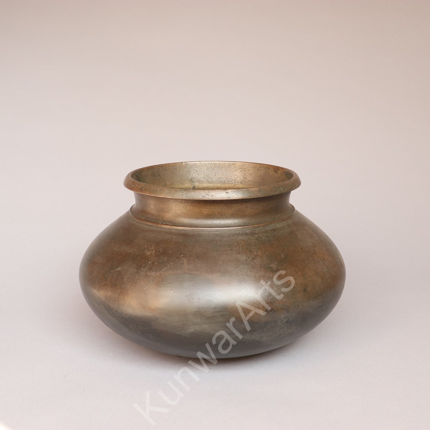 Traditional Brass Decorative Planter