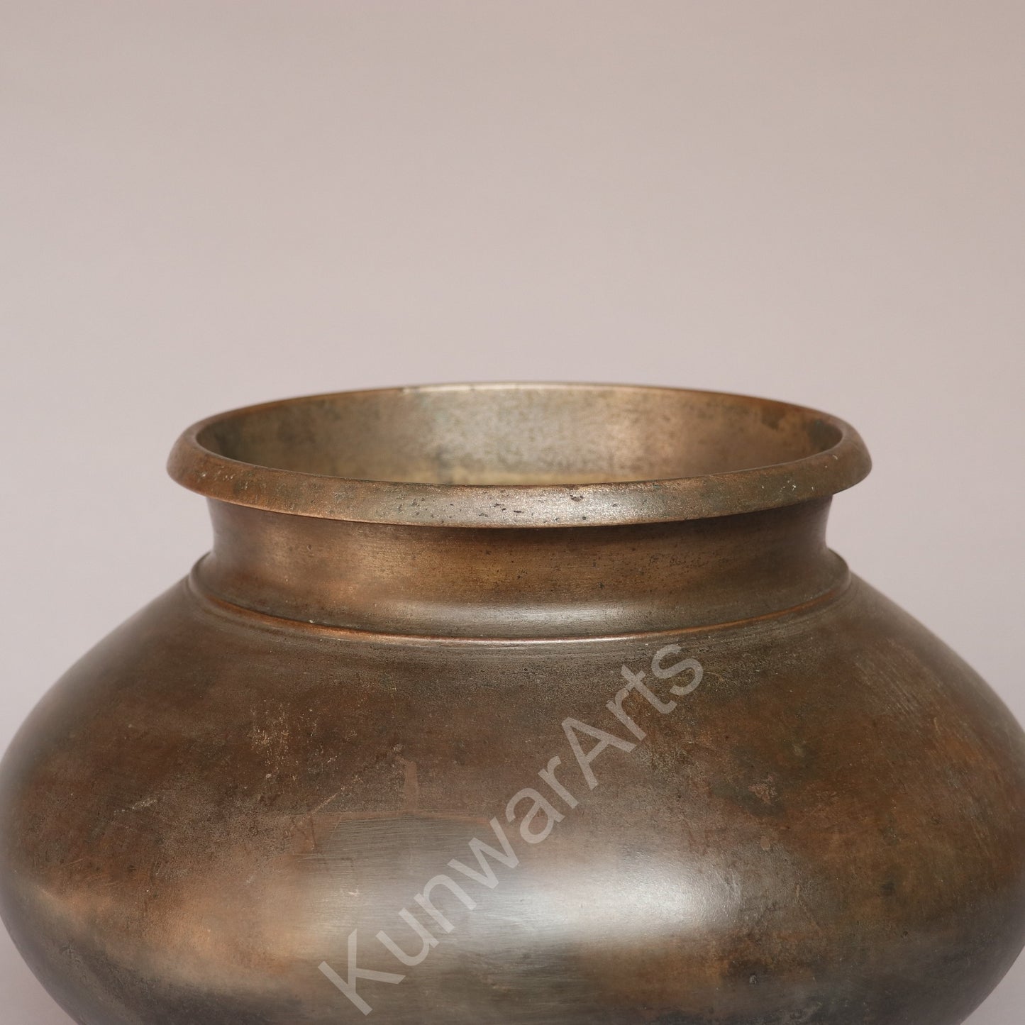 Traditional Brass Decorative Planter