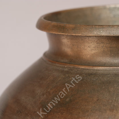 Traditional Brass Decorative Planter