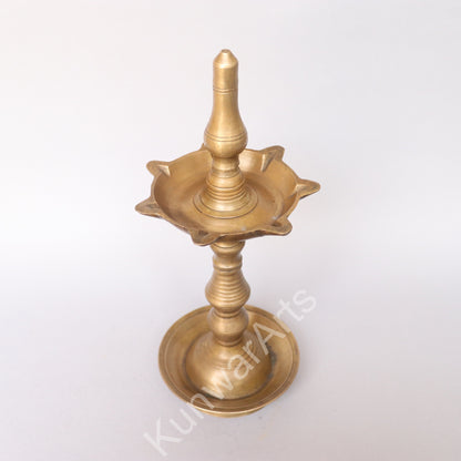 Vintage Traditional Oil Lamp 36cm