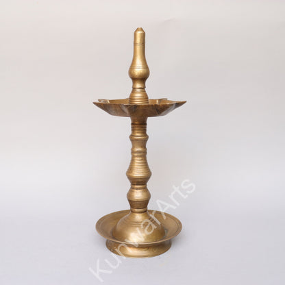 Vintage Traditional Oil Lamp 36cm