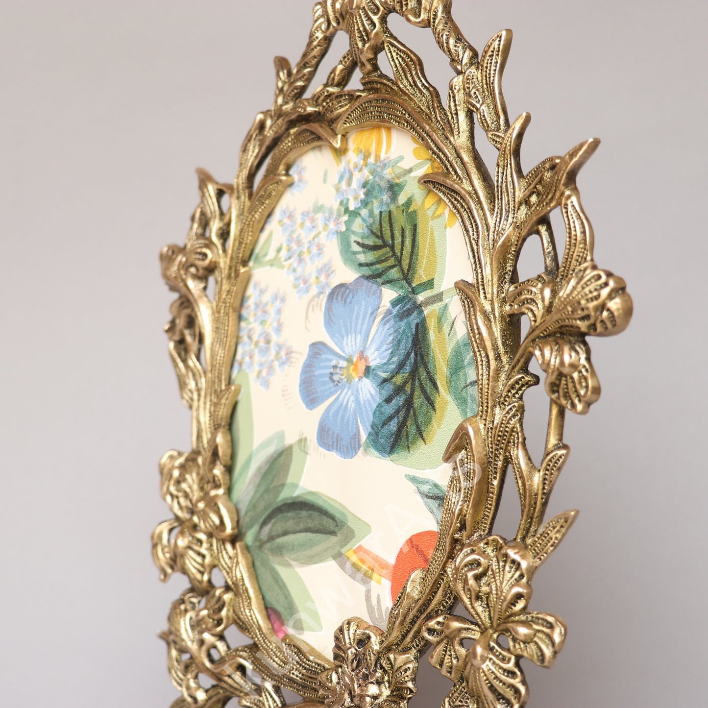 Brass Ornate Flower Photo Frame